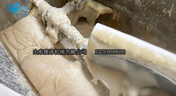 臥（wò）式（shì）攪拌機