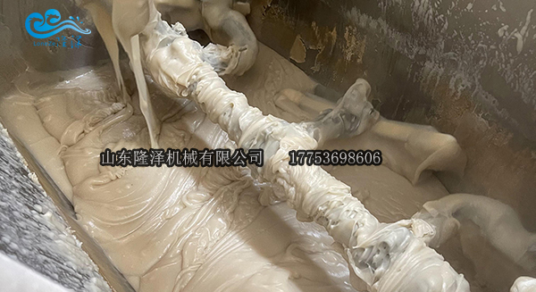 臥式攪(jiǎo)拌機